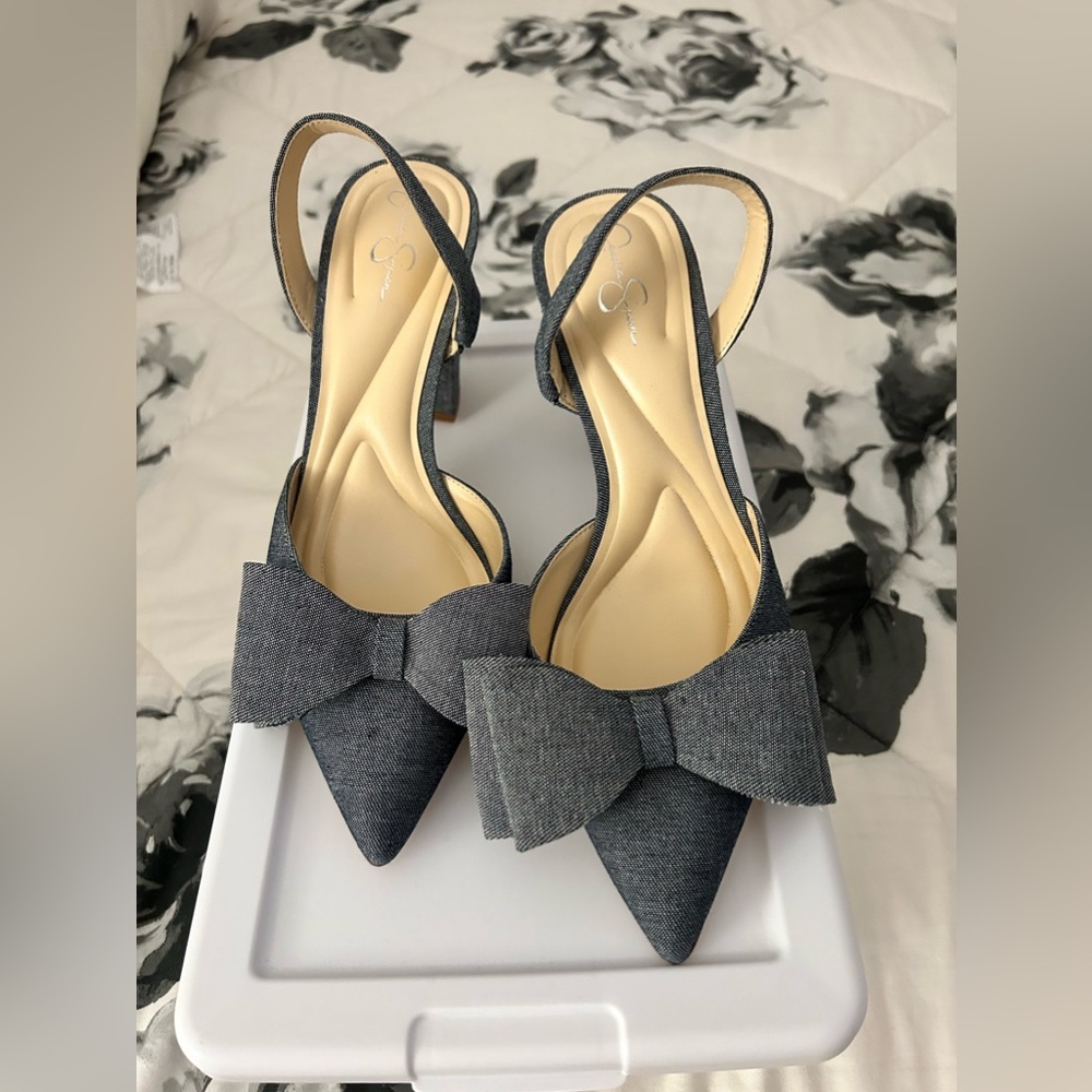 Jessica Simpson Nekira Sling Back Pump- never worn!